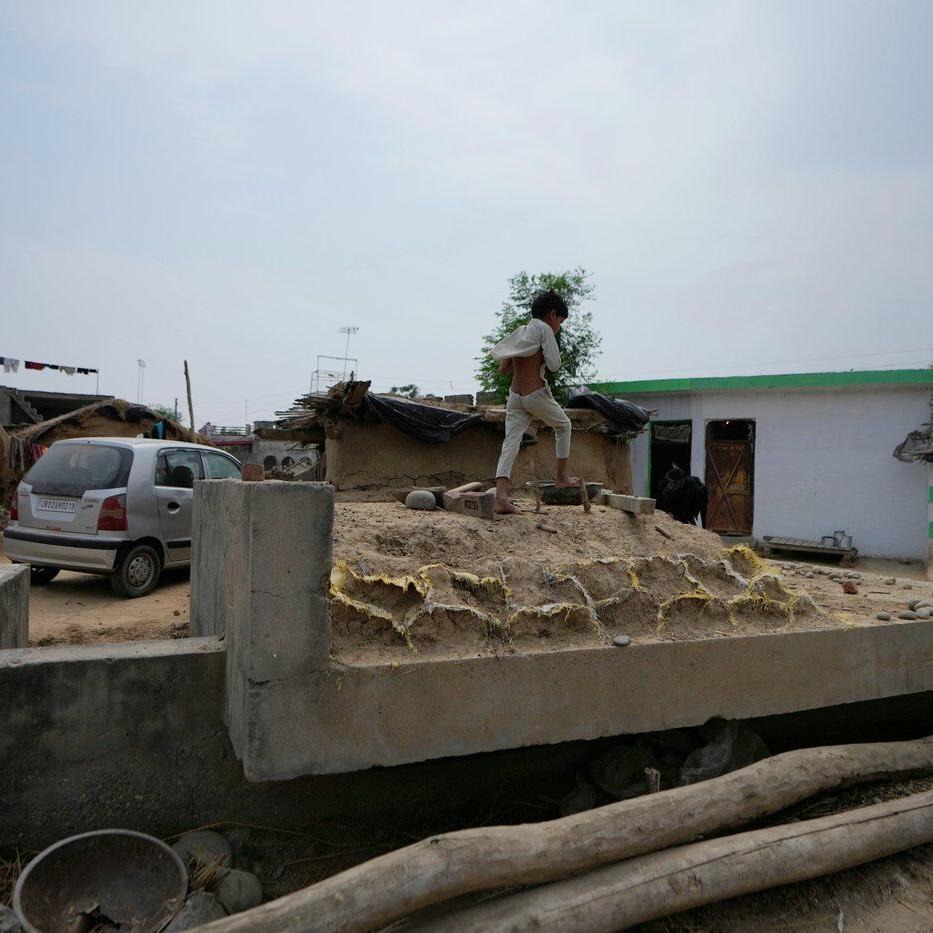 India fires missiles on Pakistan. Islamabad calls it an 'act of war'